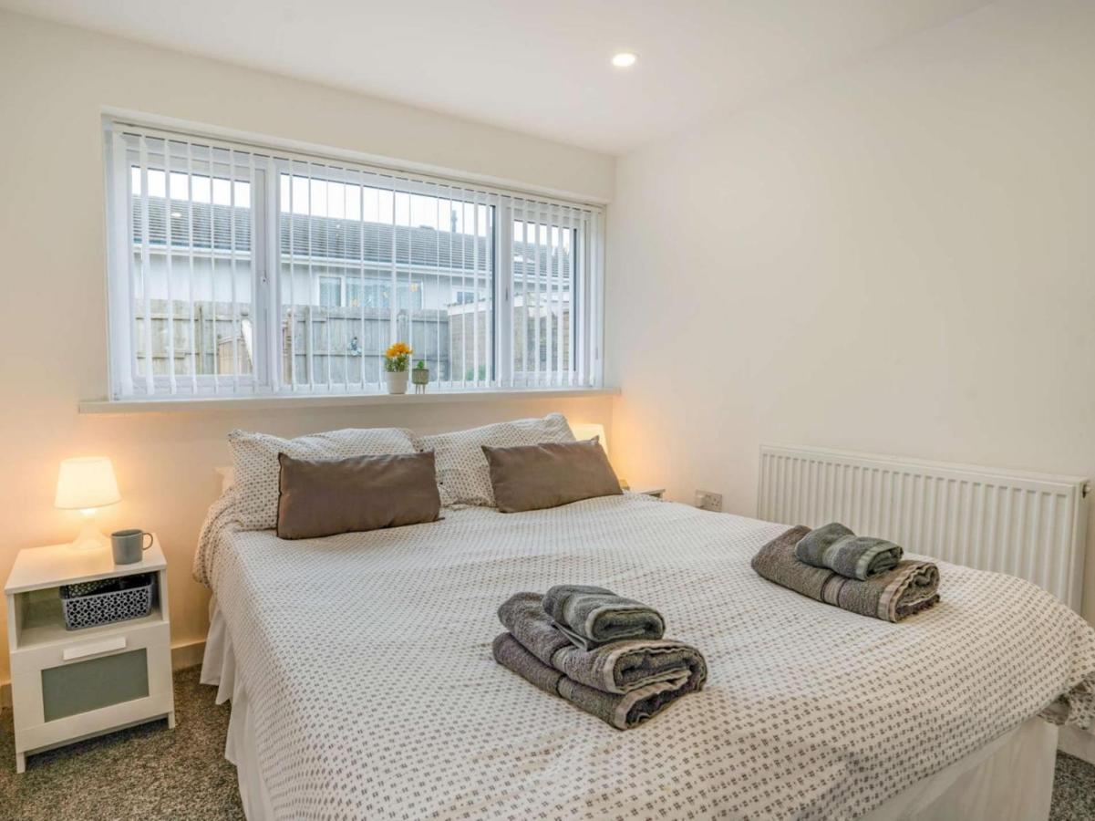 3-Bed 5-6 Berth Modernised Bungalow! Tenby Exterior foto